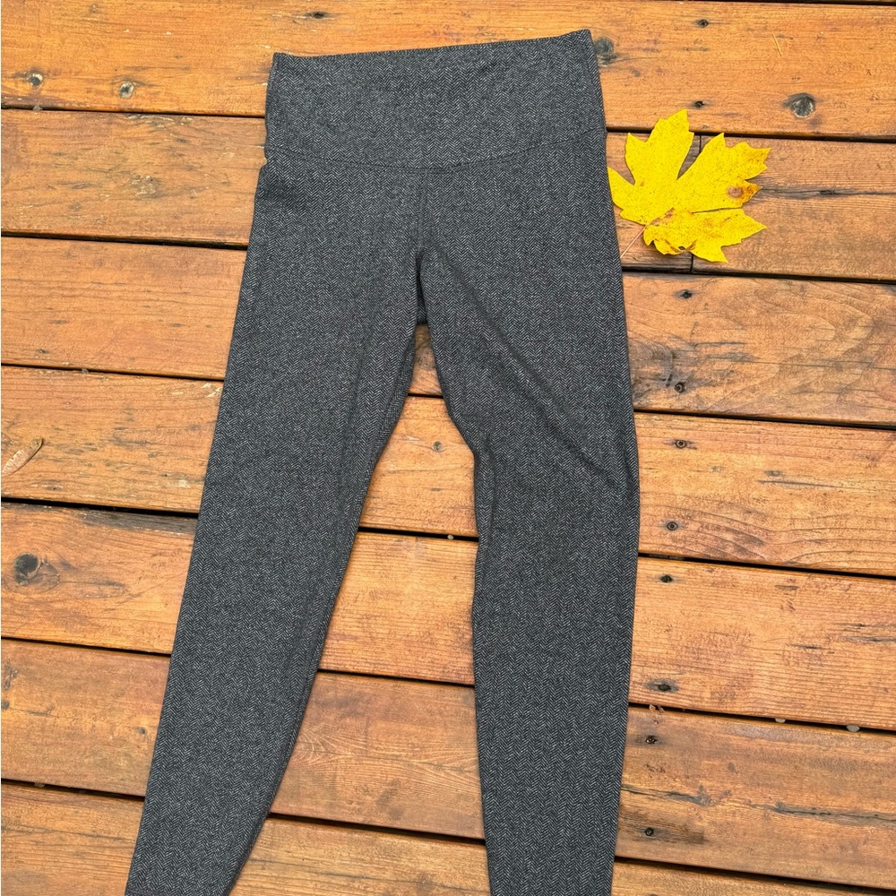 Old Navy Fleece Leggings - Picture 4 of 4